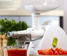 Мясорубка с функцией соковыжималки